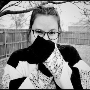 Meet your Posher, Naomi